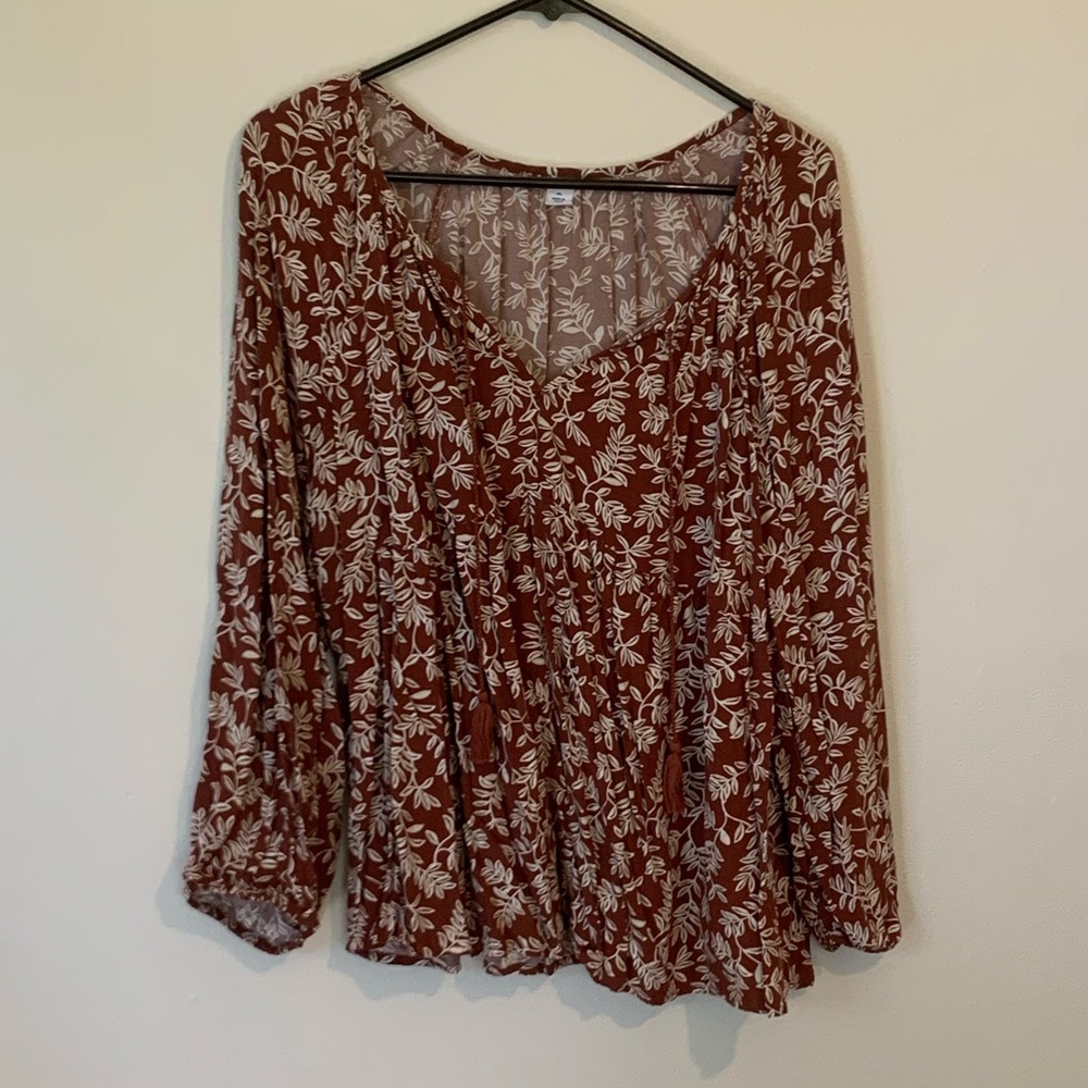 🌿 Size XL Old Navy brown leaf pattern shirt